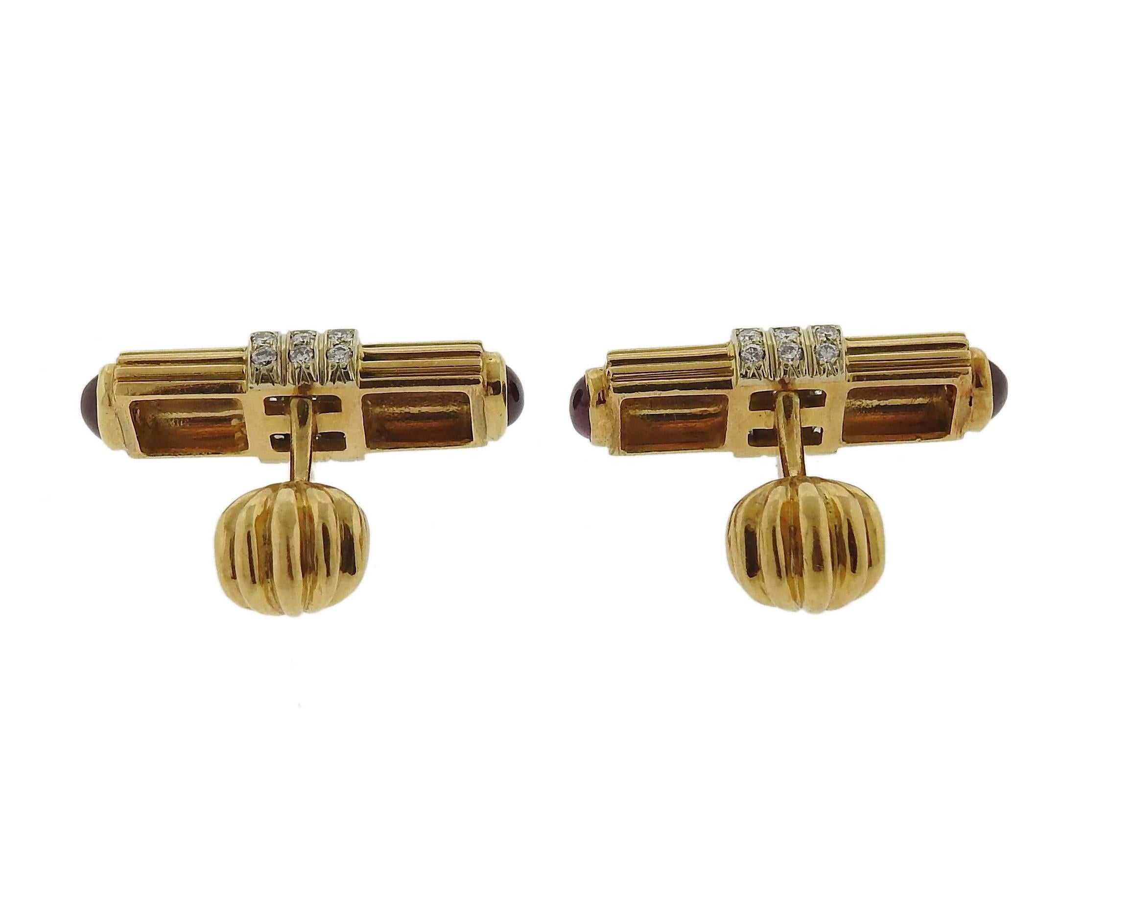 Classic Ruby Diamond Gold Cufflinks In Excellent Condition In Lambertville, NJ