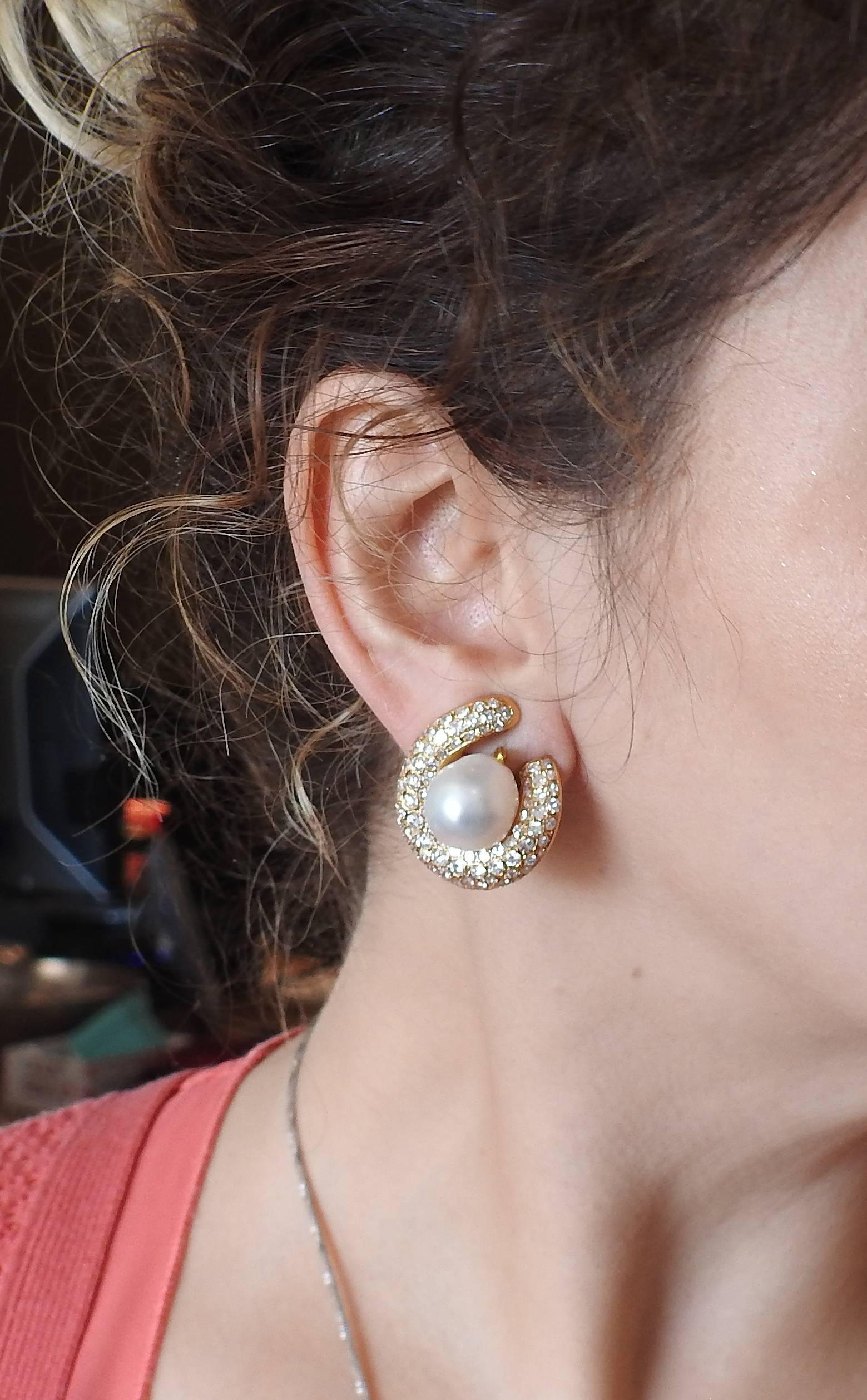 Women's Impressive 6 Carats Diamonds South Sea Pearl Gold Earrings