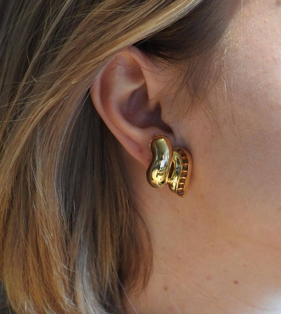 Seaman Schepps Gold Sugarloaf Citrine Earrings In Excellent Condition In Lambertville, NJ