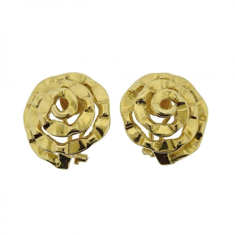 Cartier Aldo Cipullo Gold Swirl Earrings For Sale at 1stdibs