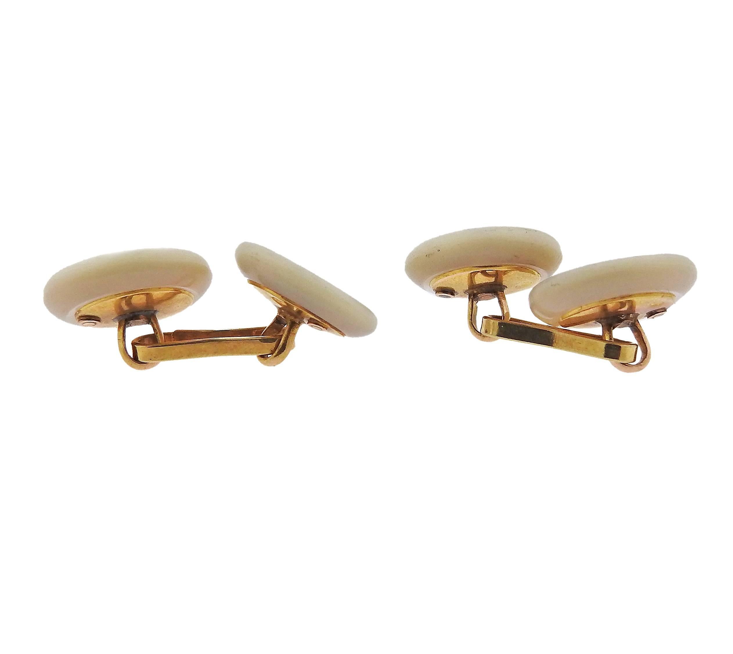 Antique French Gold Mother-of-Pearl Ruby Button Cufflinks In Excellent Condition In Lambertville, NJ
