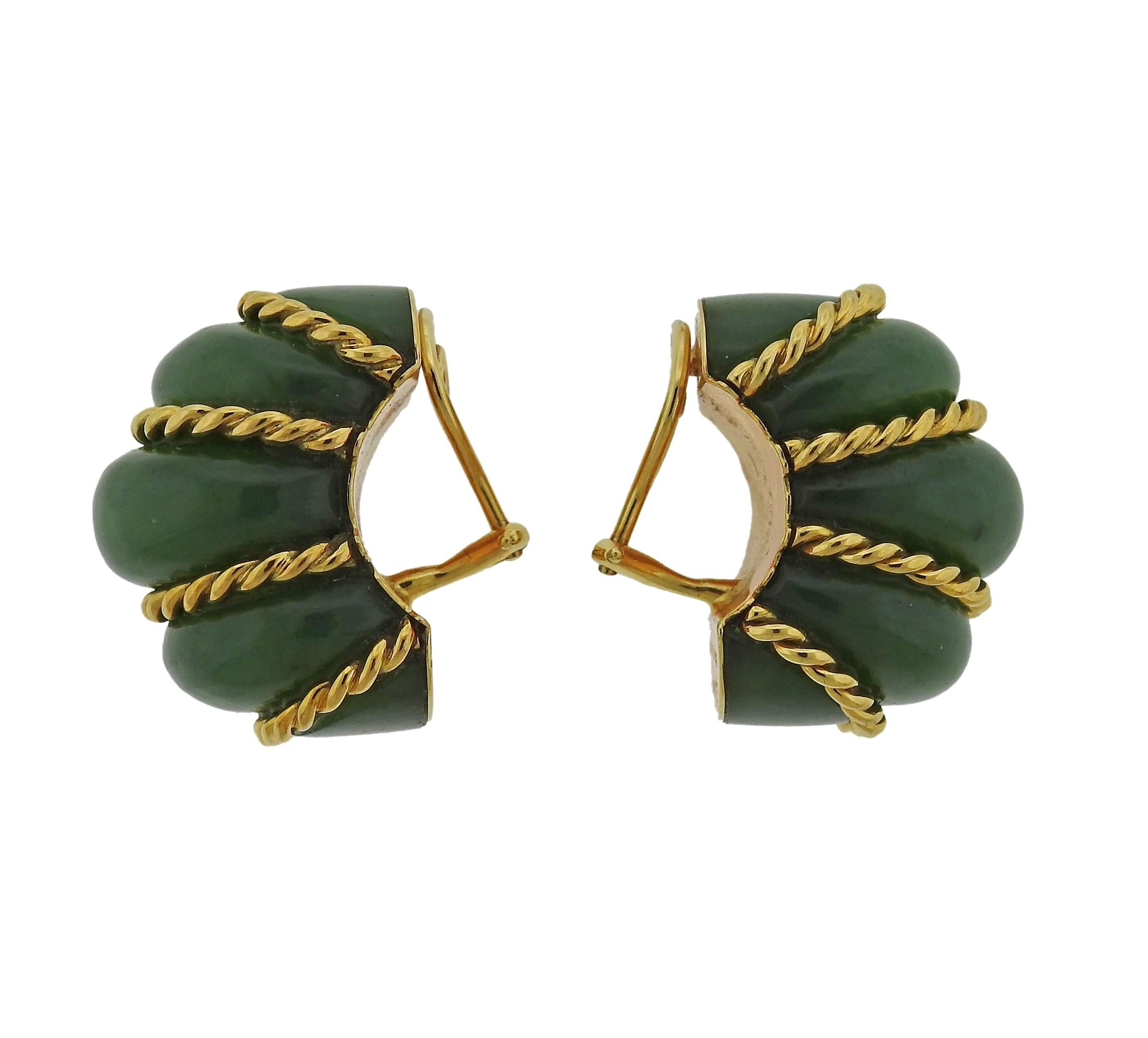 Seaman Schepps Aventurine Gold Shrimp Earrings In Excellent Condition In Lambertville, NJ