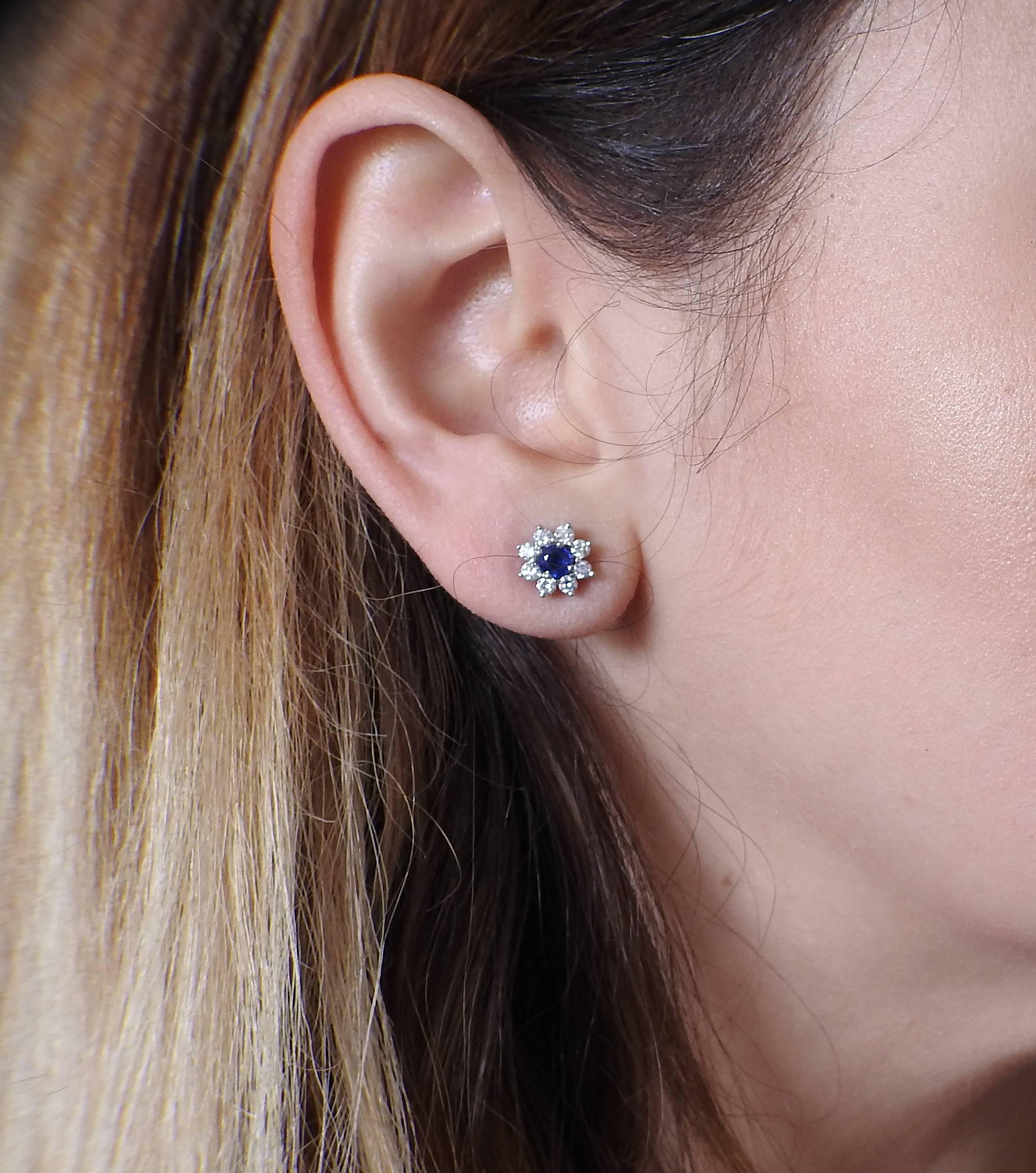 Women's or Men's Asprey London Sapphire Diamond Gold Stud Earrings