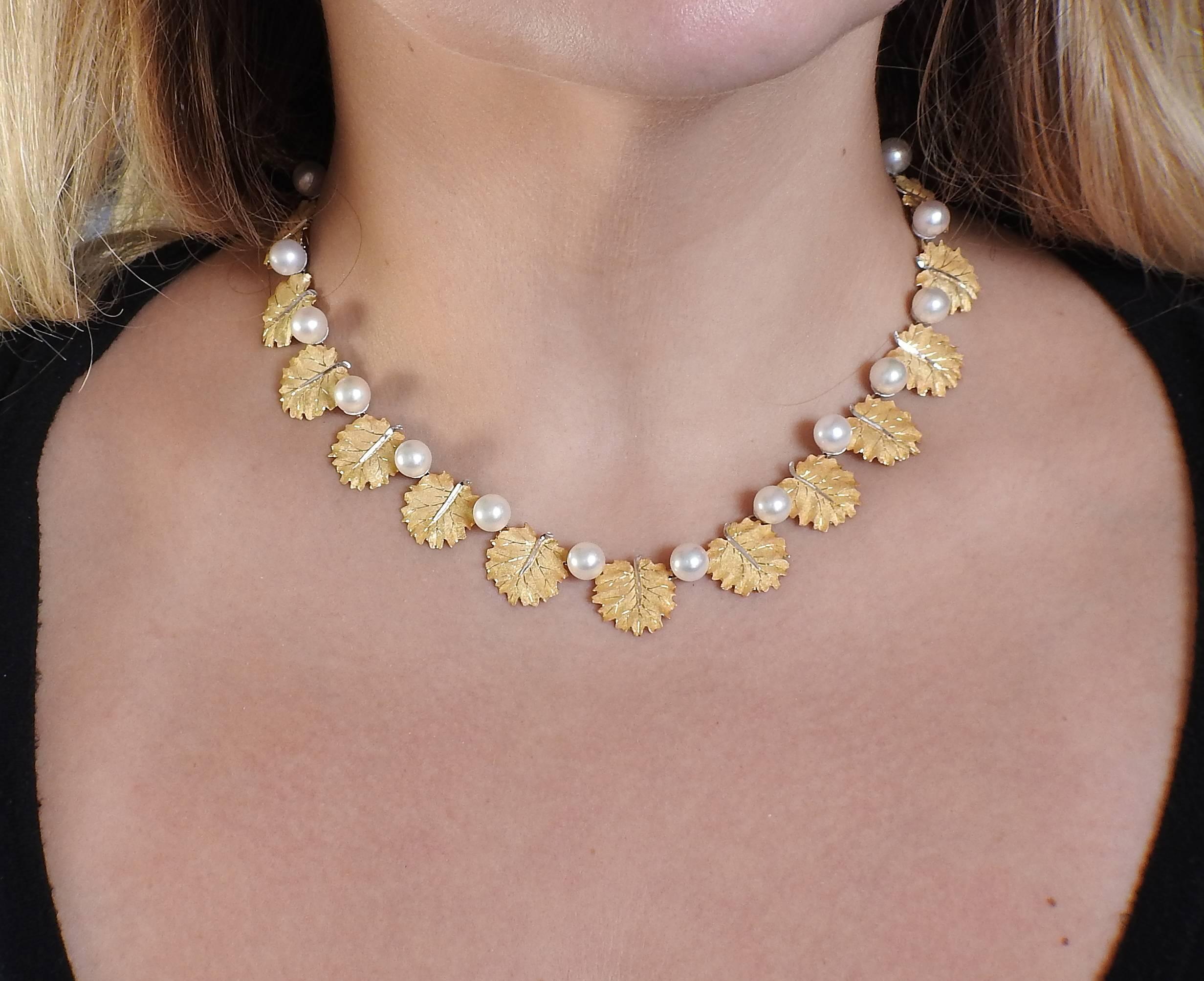 Women's Buccellati Gold Pearl Leaf Necklace