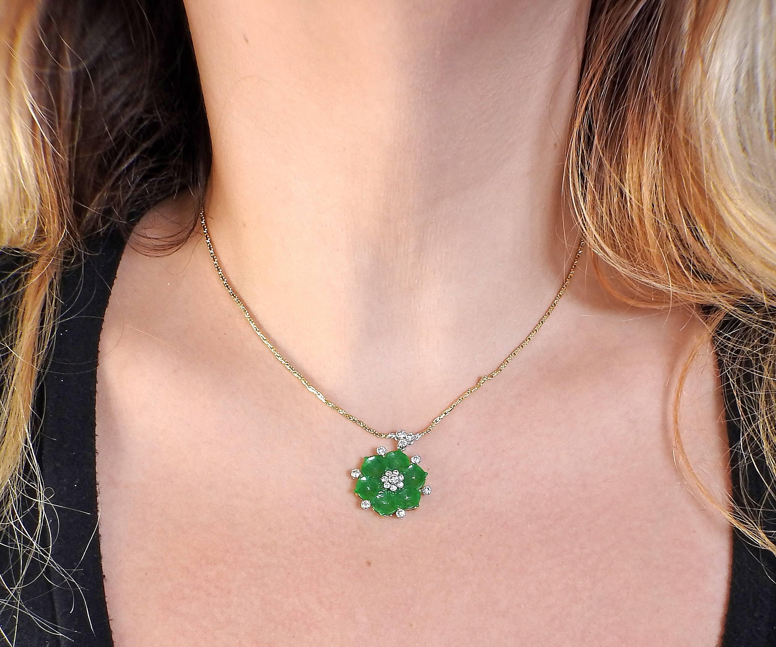 Women's Buccellati Gold Diamond Jade Flower Pendant Necklace