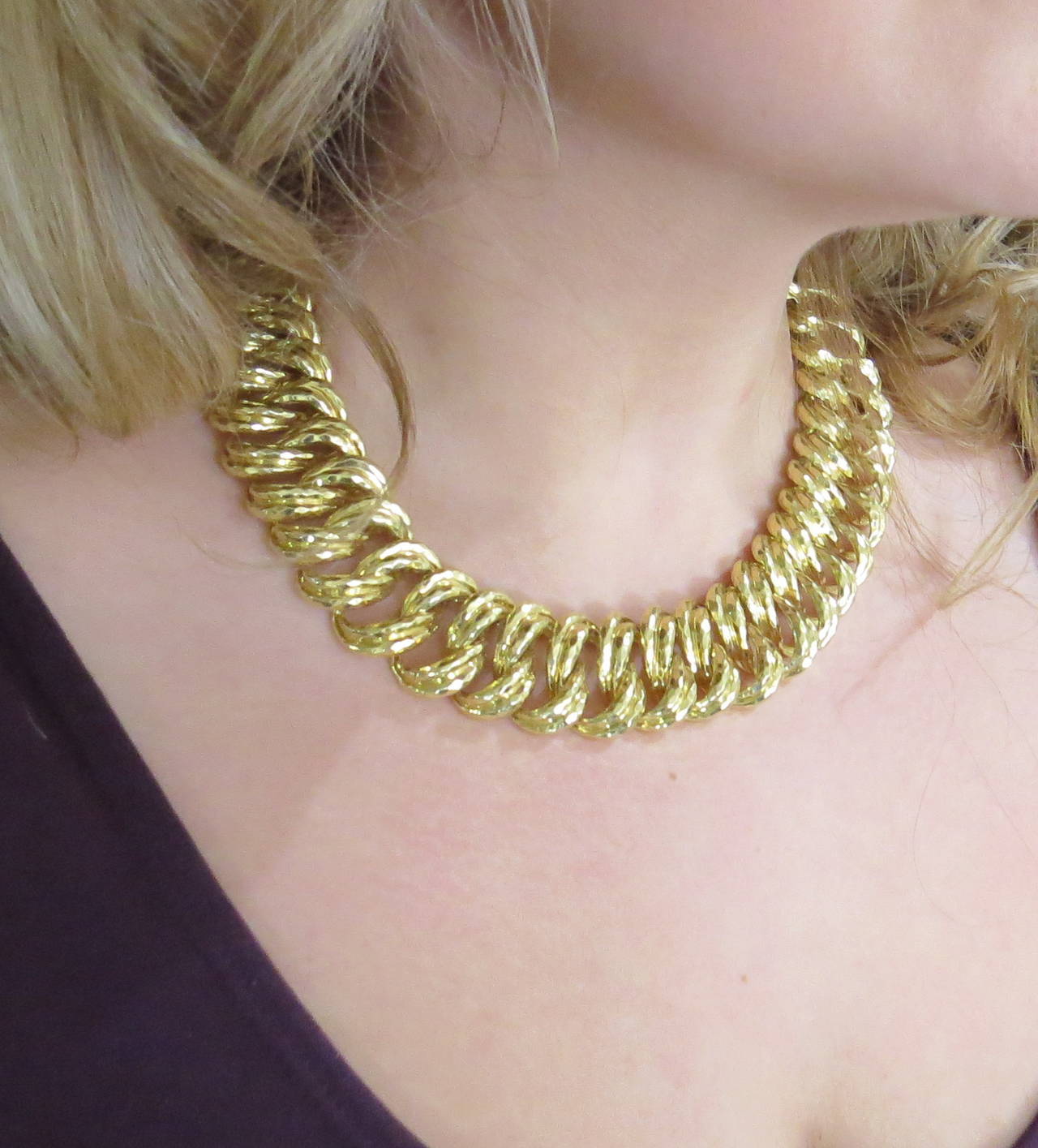 Henry Dunay Massive Gold Hammered Link Necklace In Excellent Condition In Lambertville, NJ