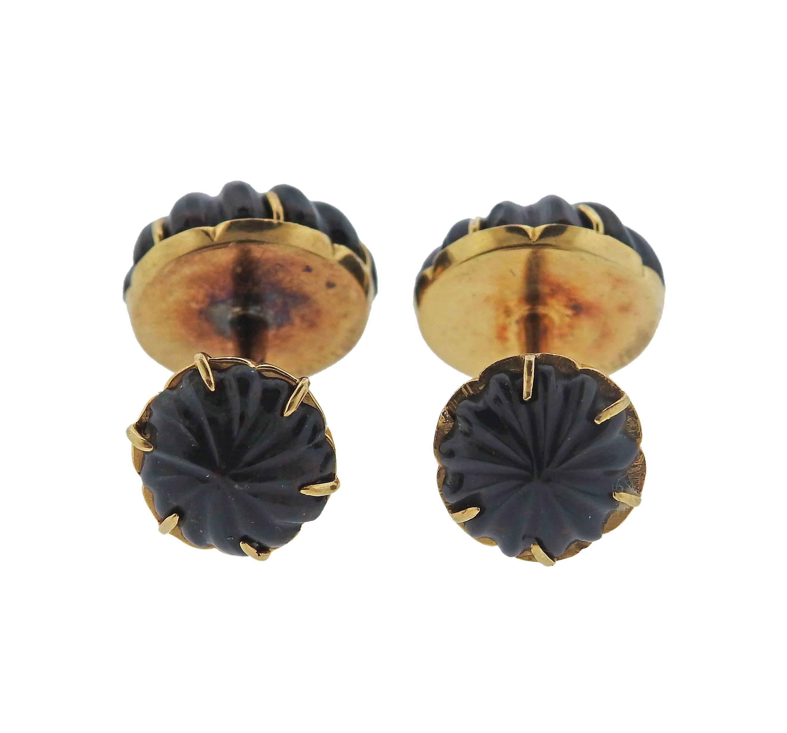 French Tiffany & Co. Gold Carved Bloodstone Cufflinks For Sale 1