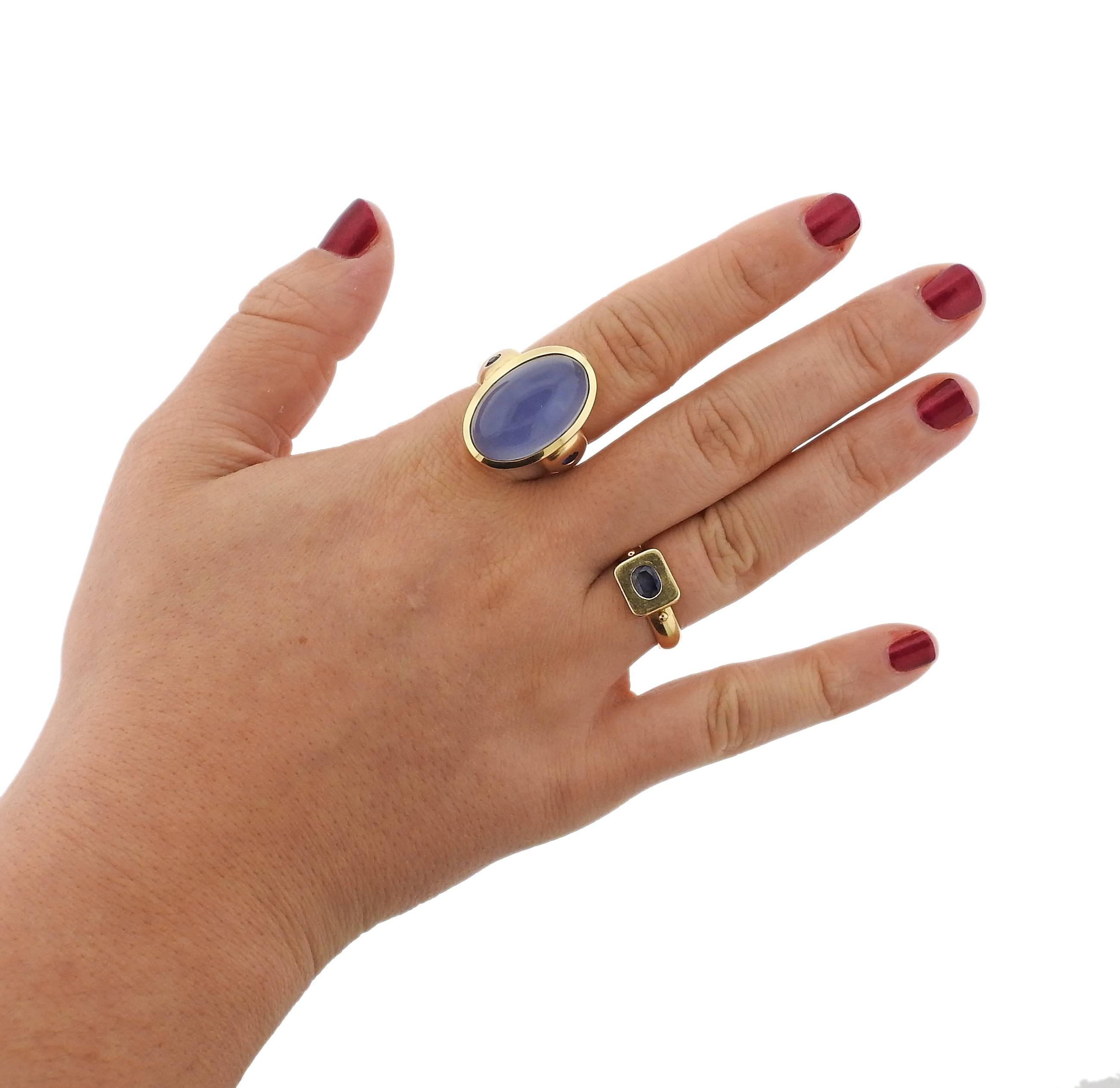 Large Chalcedony Cabochon Sapphire Gold Ring 1