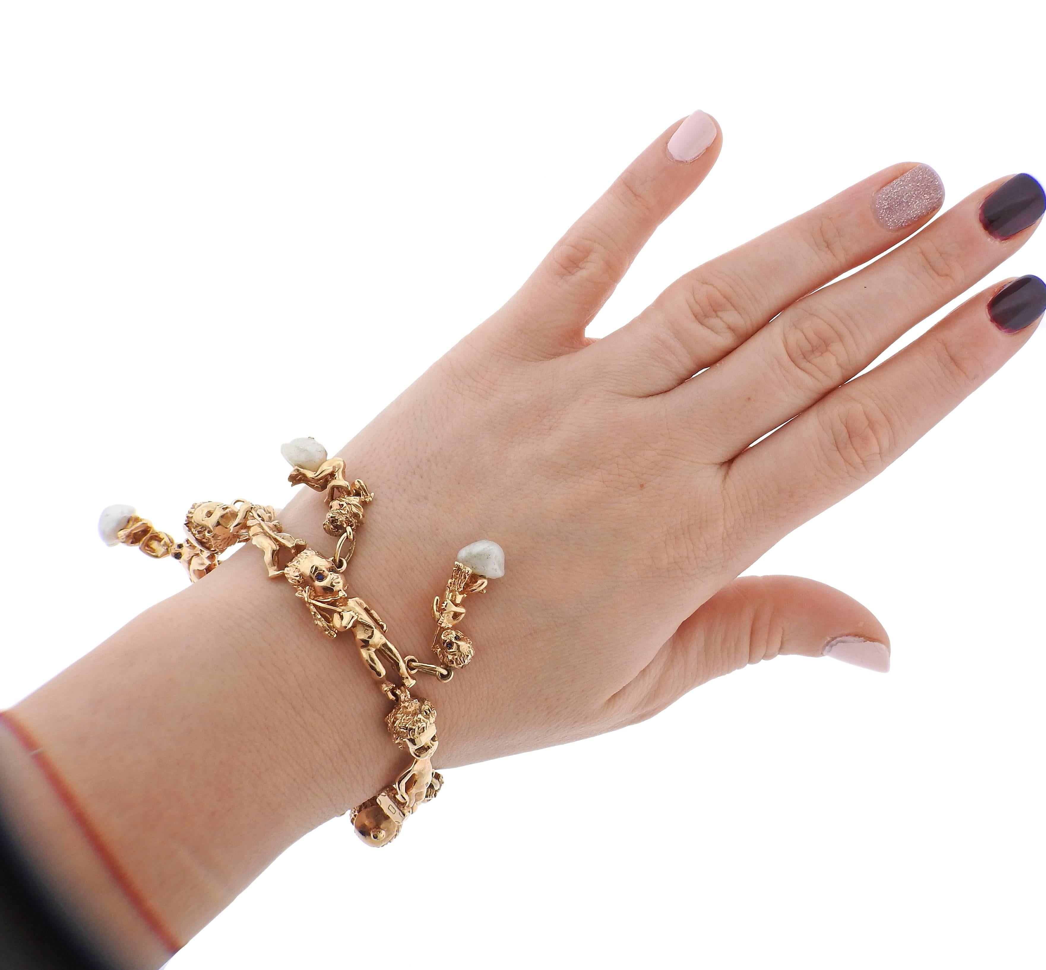 Round Cut Ruser Retro Gold Pearl Sapphire Cherub Charm Bracelet