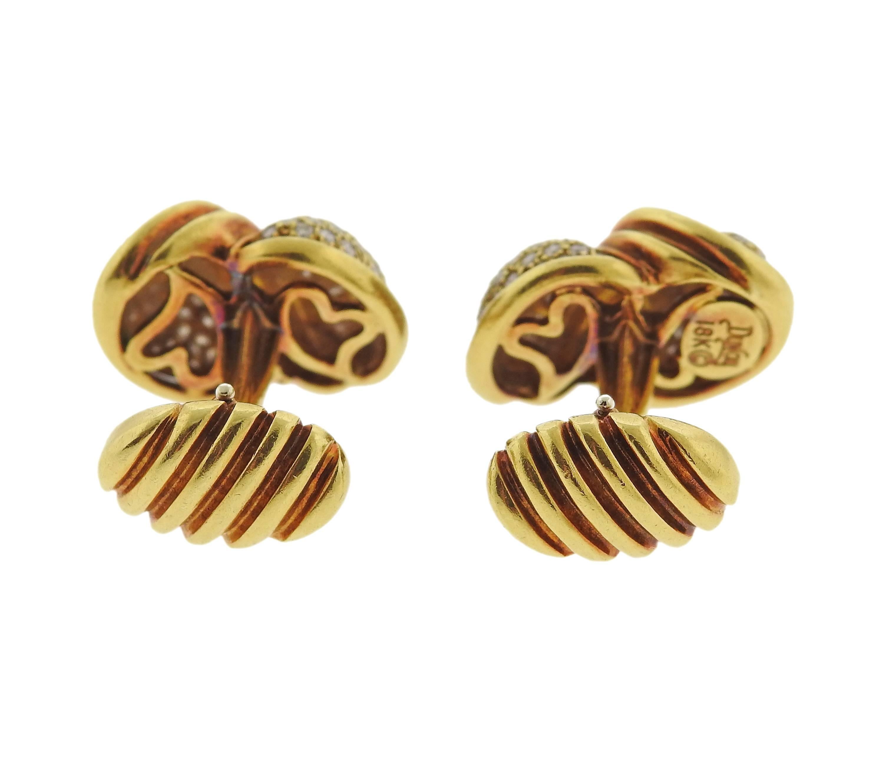 Henry Dunay Diamond Gold Cufflinks In Excellent Condition In Lambertville, NJ