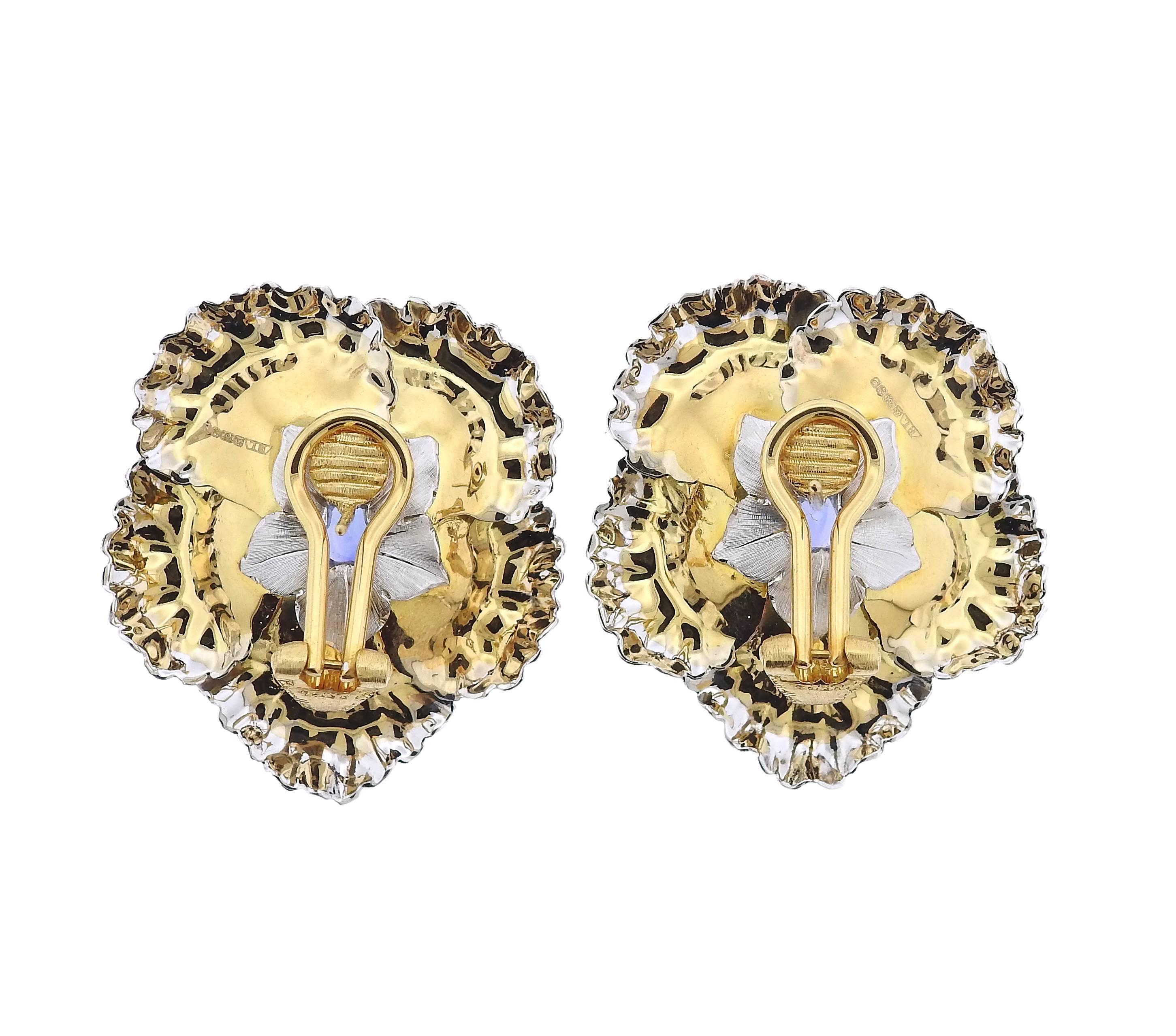 Buccellati Sapphire Tri Color Gold Flower Earrings In New Condition In Lambertville, NJ
