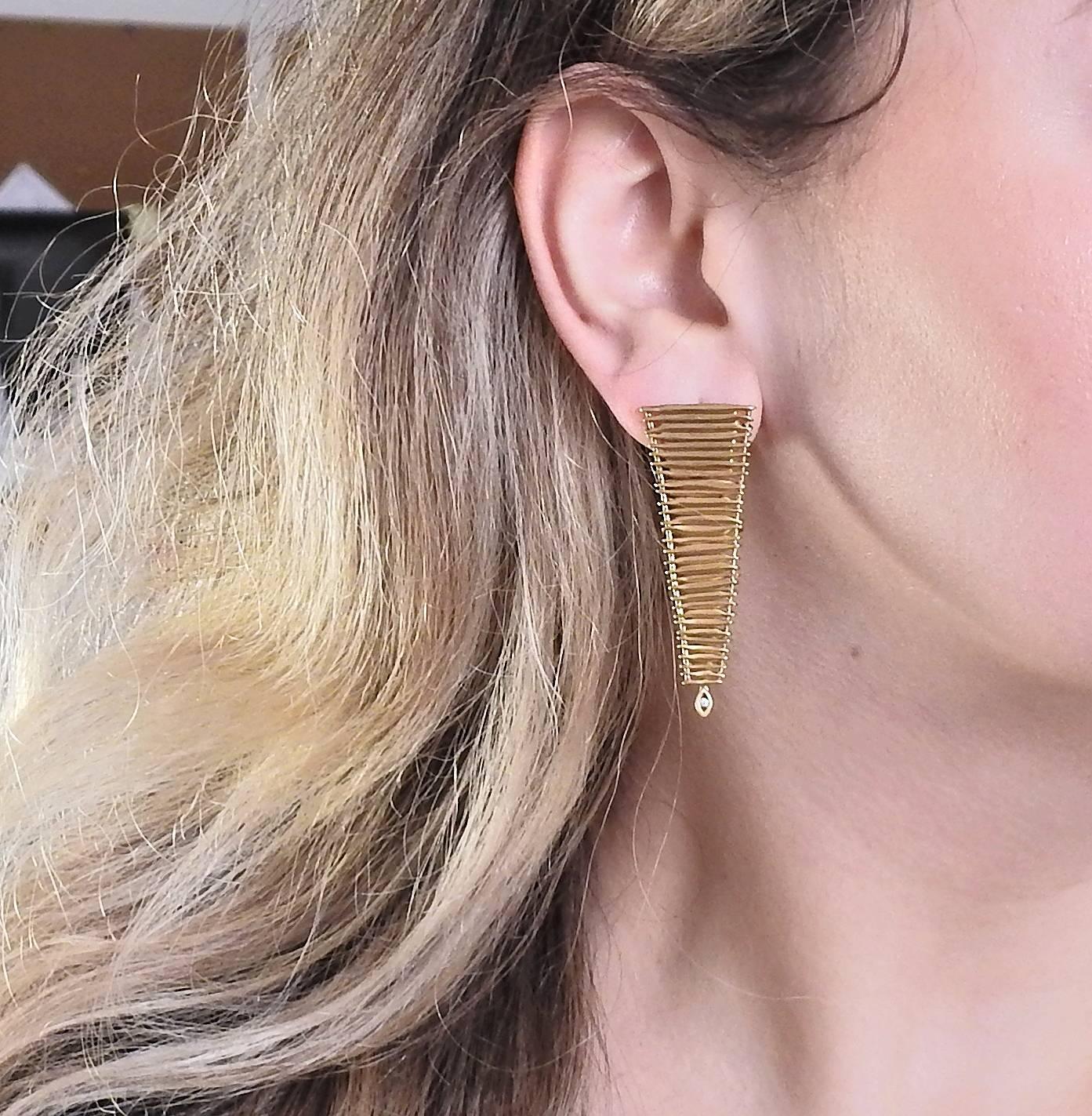 Sterns 2024 teardrop earrings