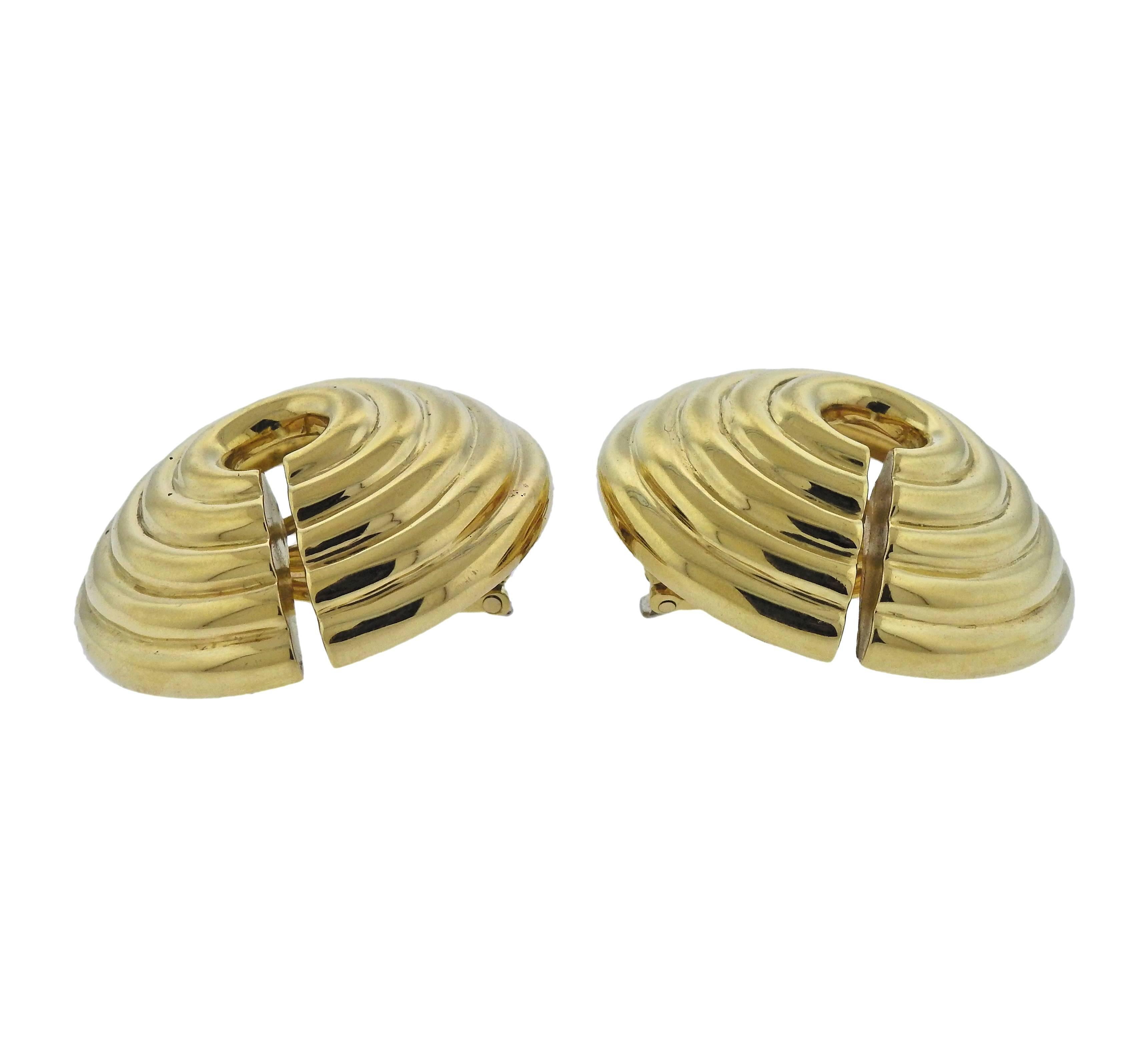 Large pair of David Webb 18k gold earrings, measuring 34mm in diameter. Weigh 41.4 grams. Marked:Webb, 18k.