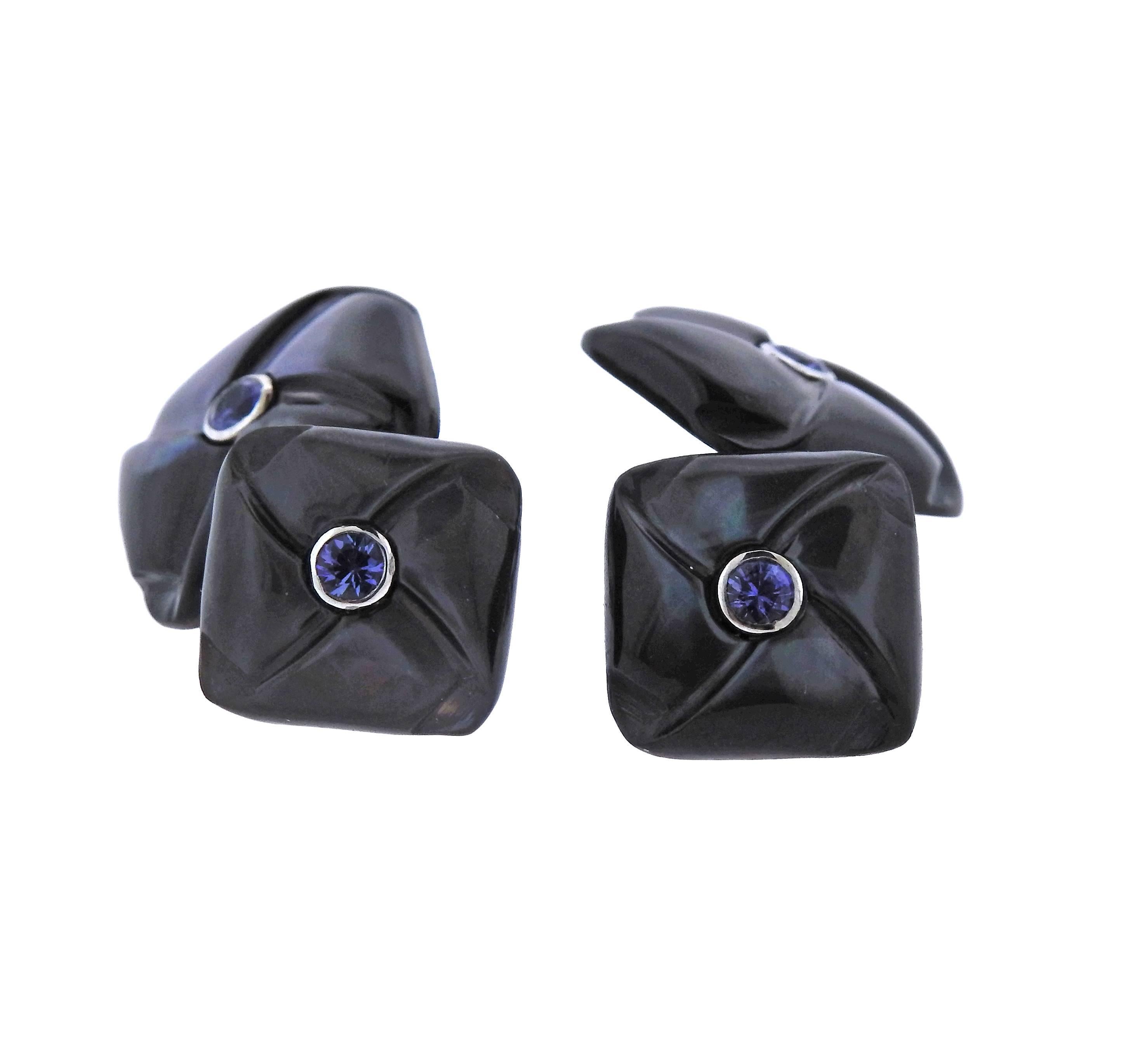 Men's Trianon Mother-of-Pearl Iolite Gold Cufflinks For Sale
