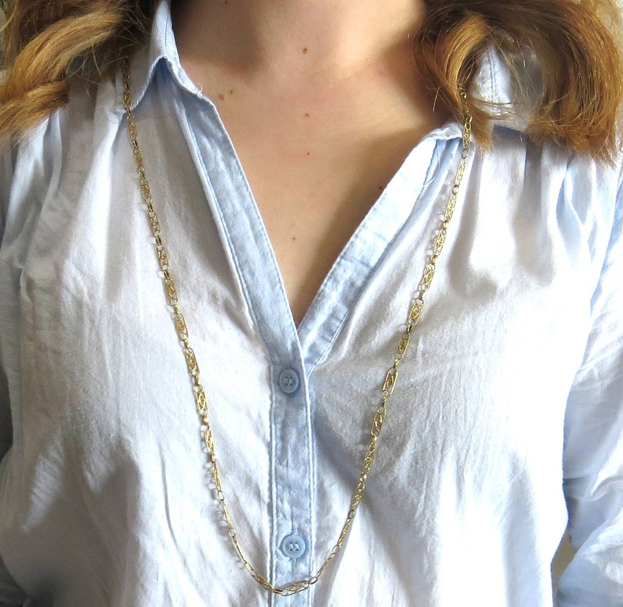 Antique 18k gold link necklace, measuring 37