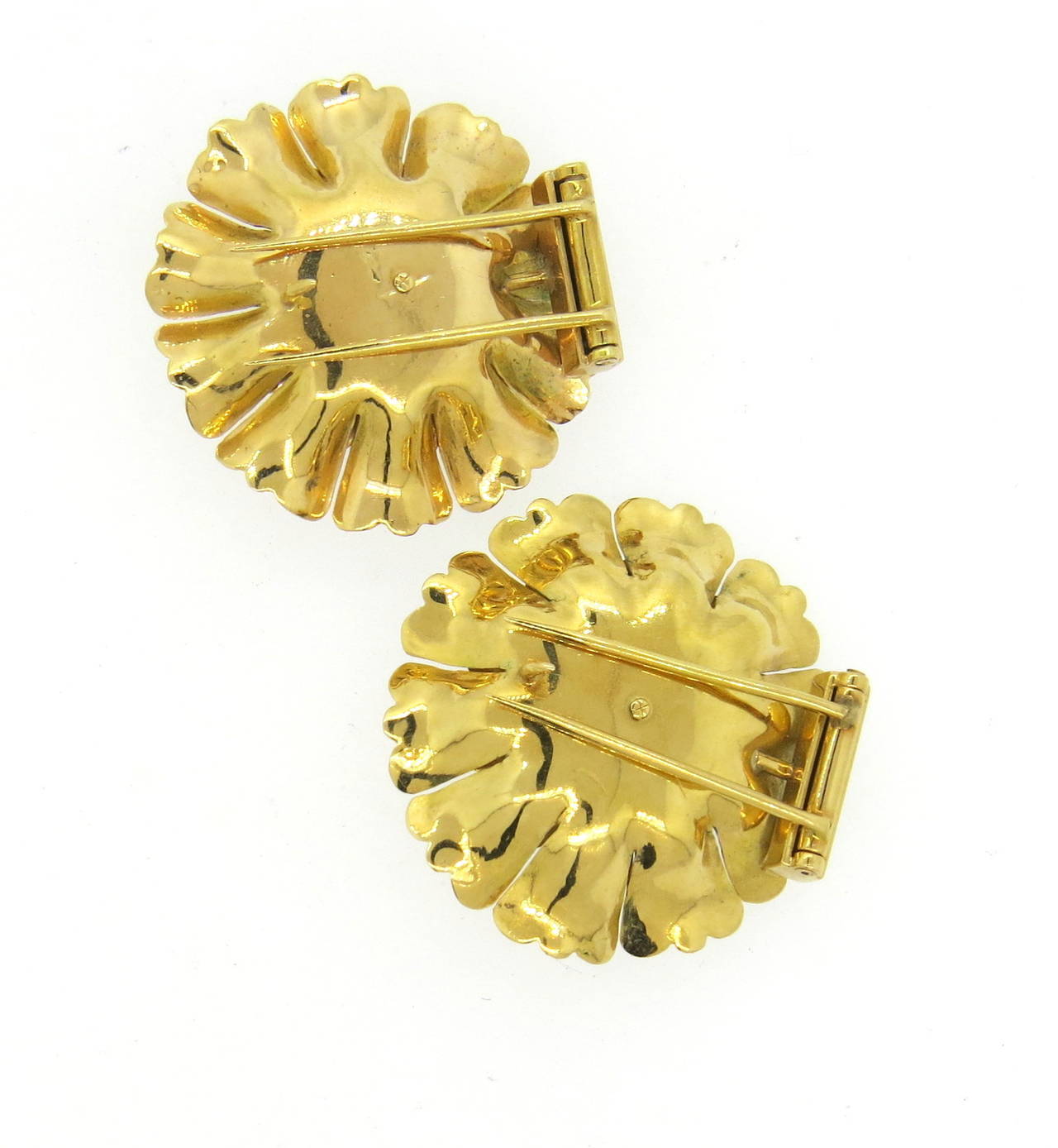 Classic Retro 1940s Pearl Diamond Gold Brooch Clip Set For Sale at 1stdibs