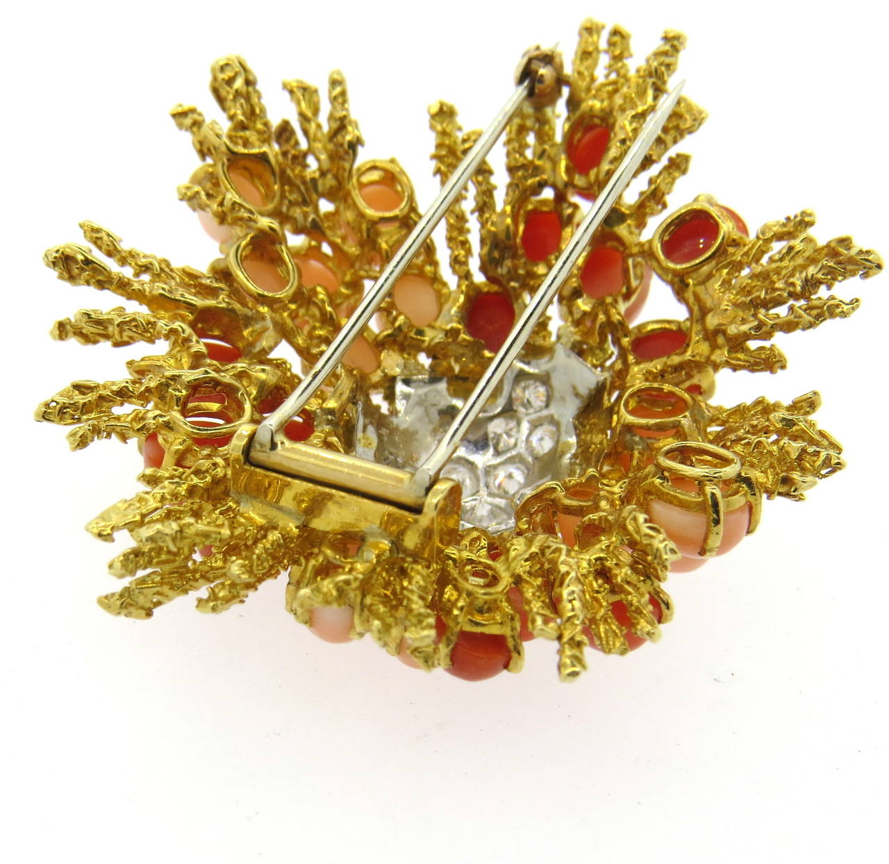Impressive 1970s Diamond Red and Angel Skin Coral Gold Brooch In Excellent Condition In Lambertville, NJ