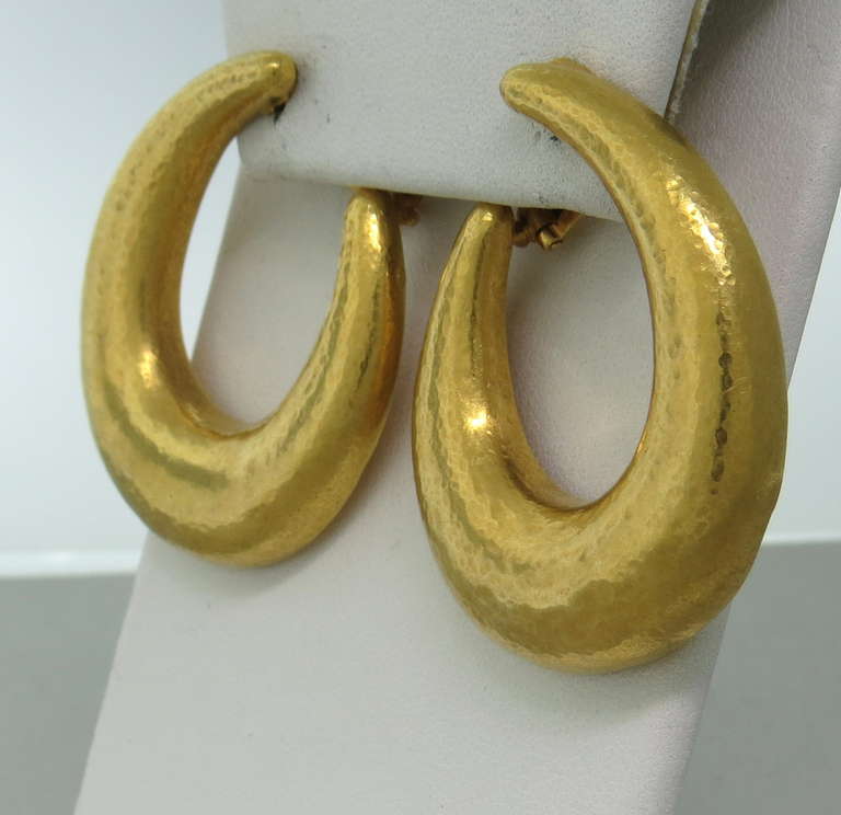 Zolotas 22k hand hammered finish gold earrings - 41mm x 36mm. Marked 22k,Greek marks. weight 31g