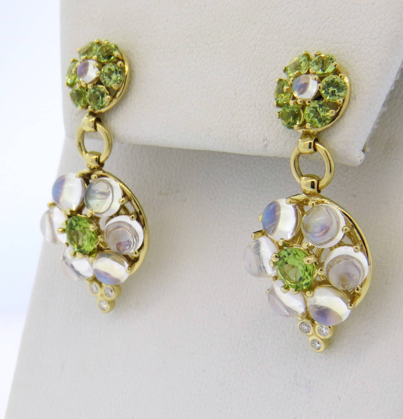 Temple St. Clair Match Moonstone Peridot Diamond Gold Earrings In New Condition In Lambertville, NJ