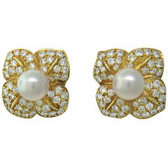Mikimoto Gold Diamond Pearl Floral Earrings