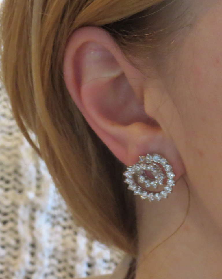 Tiffany & Co Platinum Diamond Swirl Earrings In Excellent Condition In Lambertville, NJ