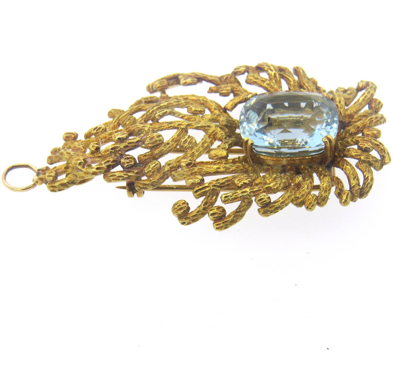 1960s Aquamarine Gold Brooch Pendant In Excellent Condition In Lambertville, NJ