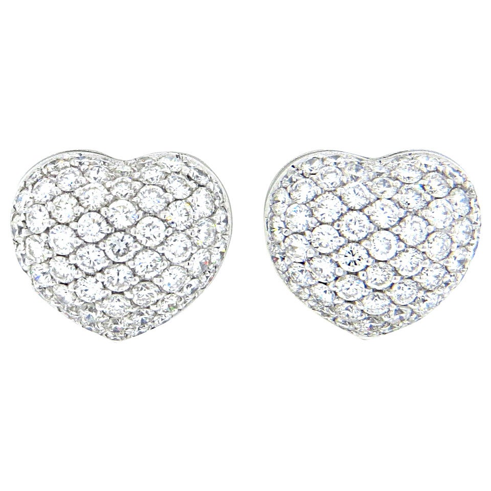 Adorable Diamond Gold Heart Earrings