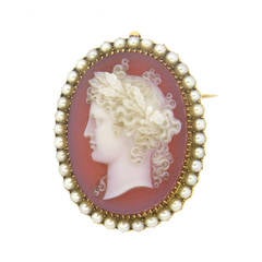 Impressive Antique Pearl Hard Stone Cameo Brooch Pendant