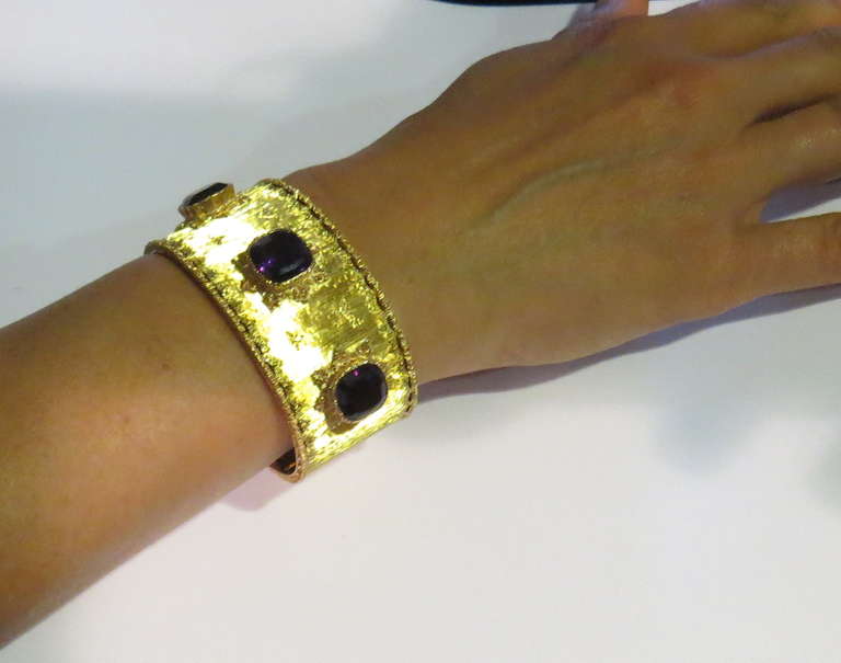 Buccellati Gold Amethyst Cuff Bracelet For Sale 1