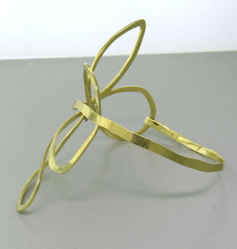 H Stern 18k yellow gold bracelet from Oscar Niemeyer collection,currently retails for $5600. Will fit up to 7