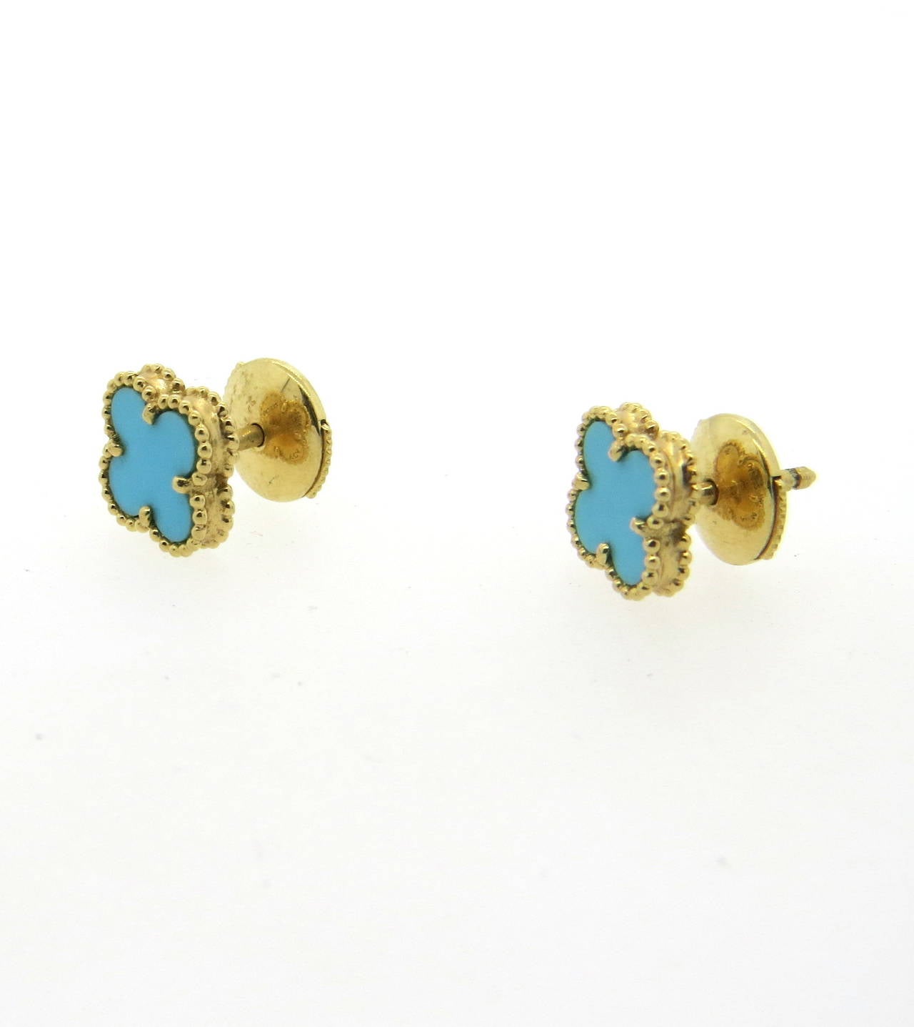 Van Cleef & Arpels 18k gold stud earrings, set with turquoise, from Sweet Alhambra collection. Clovers measure 9.2mm x 9.1mm. Marked VCA,Au750,042832. Weight of the earrings - 2.5 grams
Retail for $3200