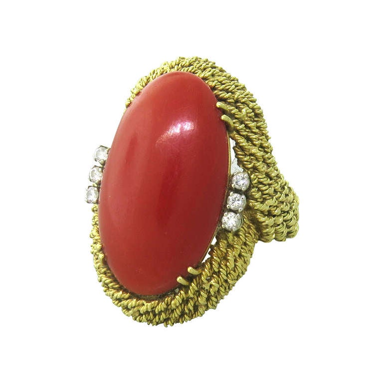 Fine 1970s Gold Red Coral Diamond Ring