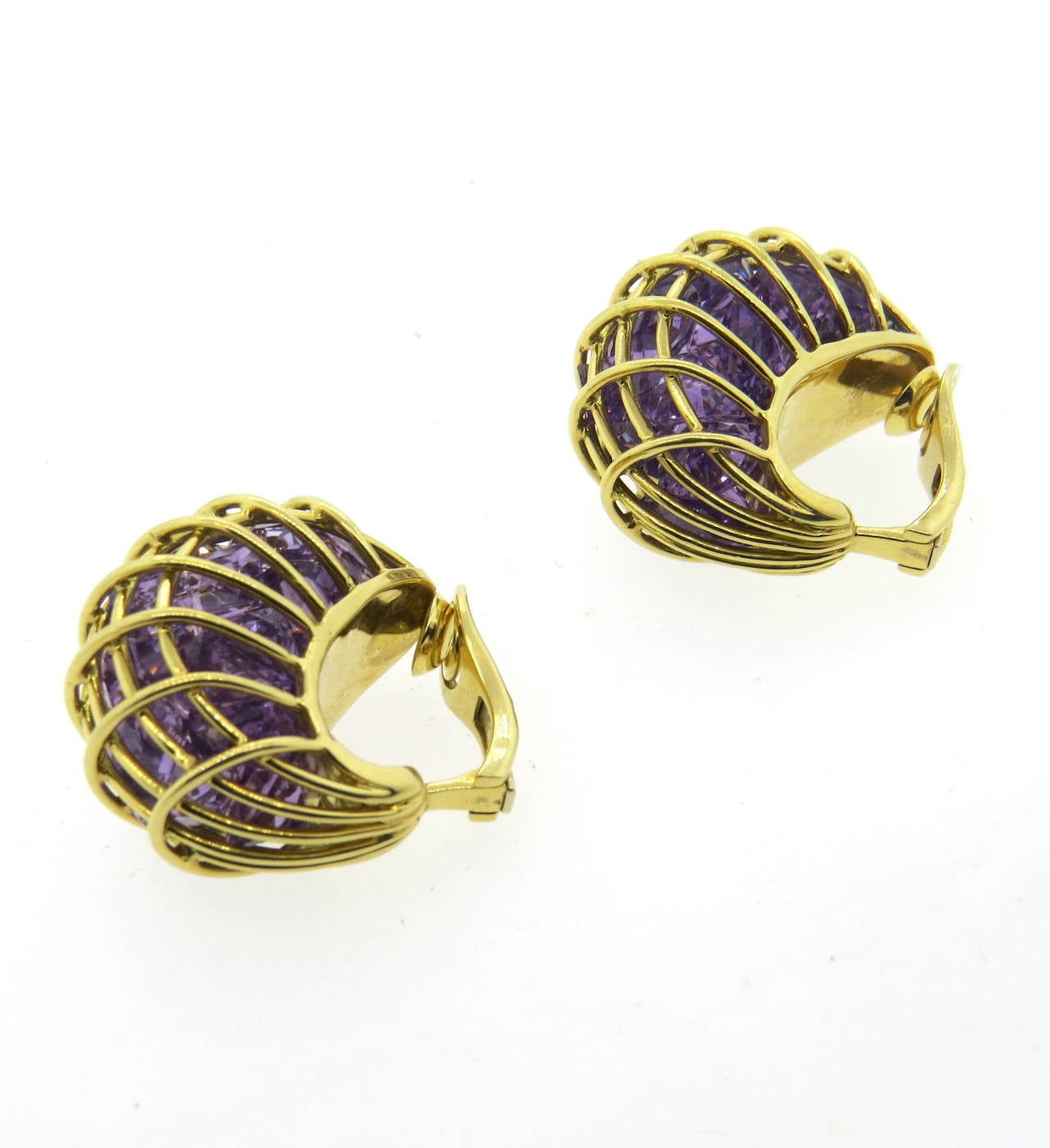 Verdura Caged Amethyst Gold Earrings In Excellent Condition In Lambertville, NJ