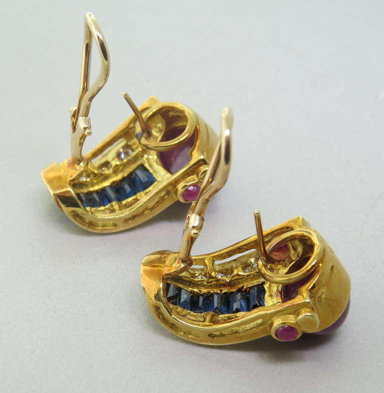 1980s Gold Ruby Cabochon Sapphire Diamond Earrings In Excellent Condition In Lambertville, NJ