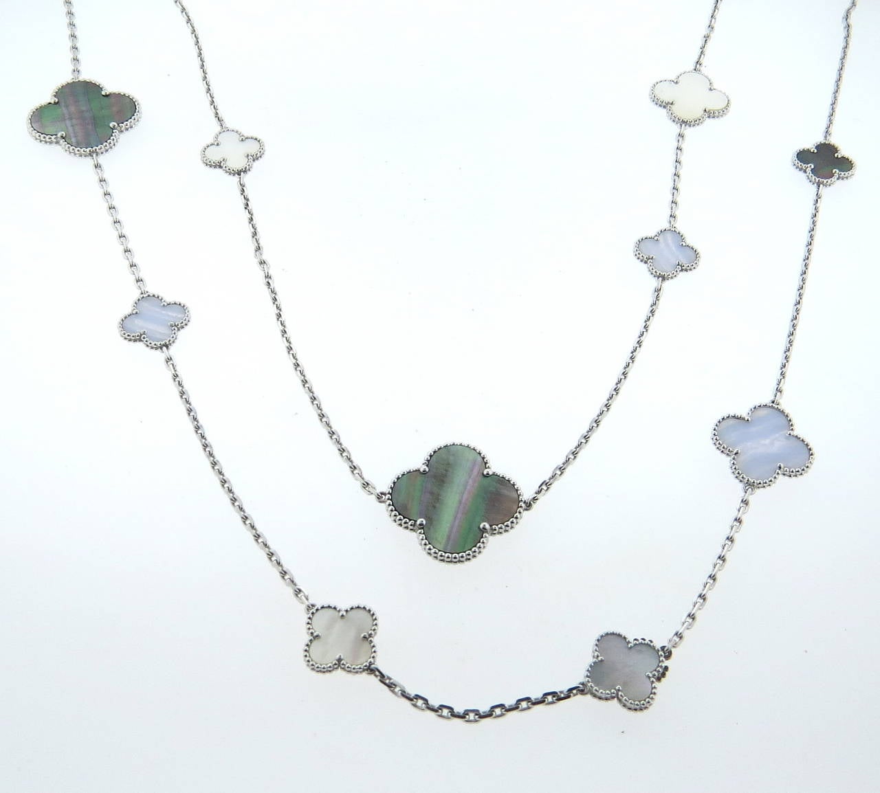 16 motifs