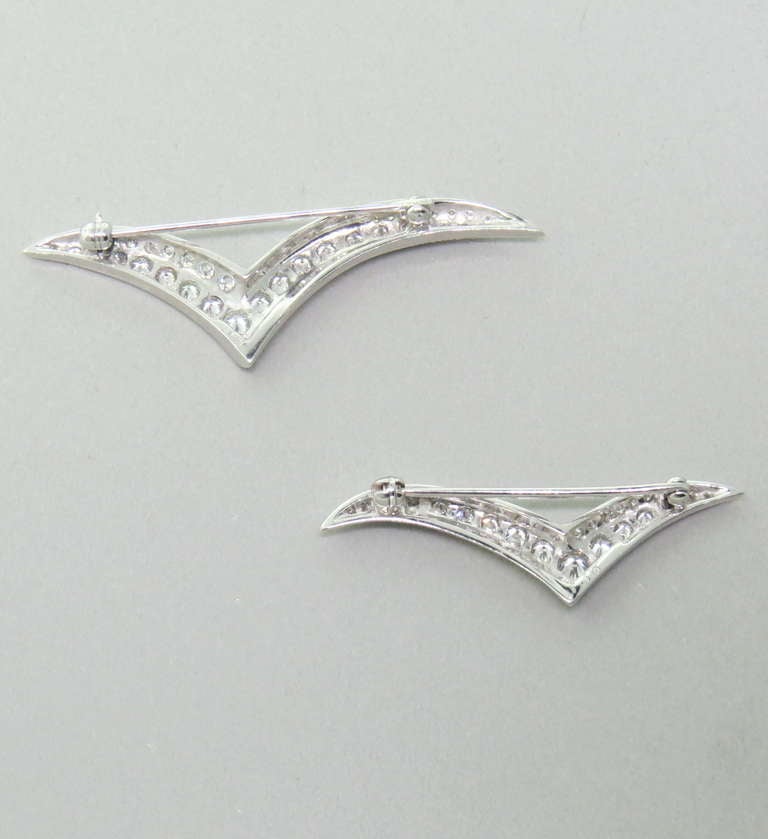Diamond Platinum Seagull Brooch Pin Set In Excellent Condition In Lambertville, NJ