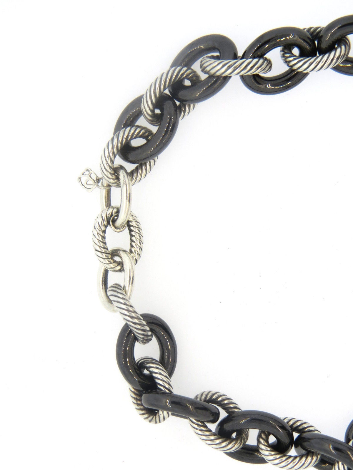 Sterling and blackened silver oval link necklace, crafted by David Yurman for Midnight Melange collection, featuring 6.17ctw in diamonds. Necklace is 19