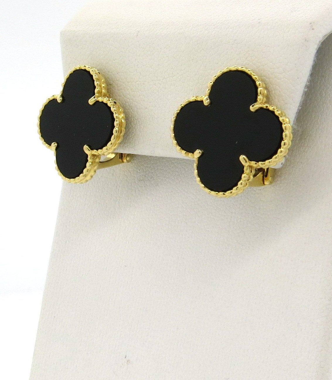 18k gold clover earrings, crafted by Van Cleef & Arpels for iconic Magic Alhambra collection, set with black onyx. Earrings measure 20mm x 20mm. Marked VCA,G750,JB030494. Weight - 10.3 grams.

Earrings come with  VCA certificate of authenticity.