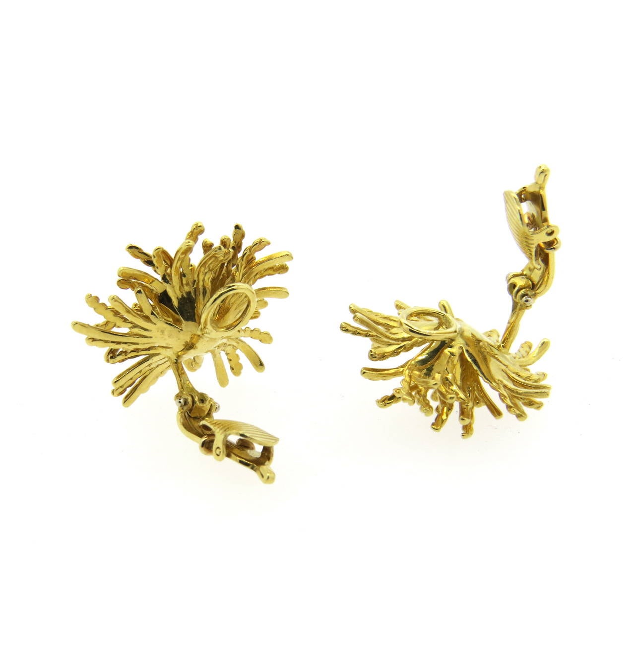 Tiffany & Co. Anemone Gold Earrings In Excellent Condition In Lambertville, NJ