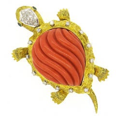 Exquisite Carved Coral Emerald Diamond Gold Turtle Brooch Pin