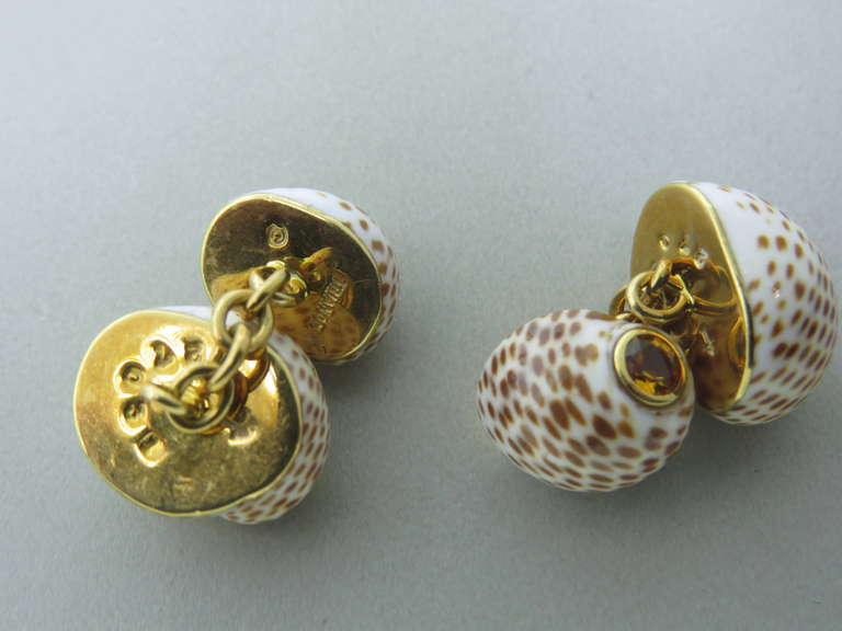 Trianon Shell Citrine Gold Cufflinks In Excellent Condition In Lambertville, NJ