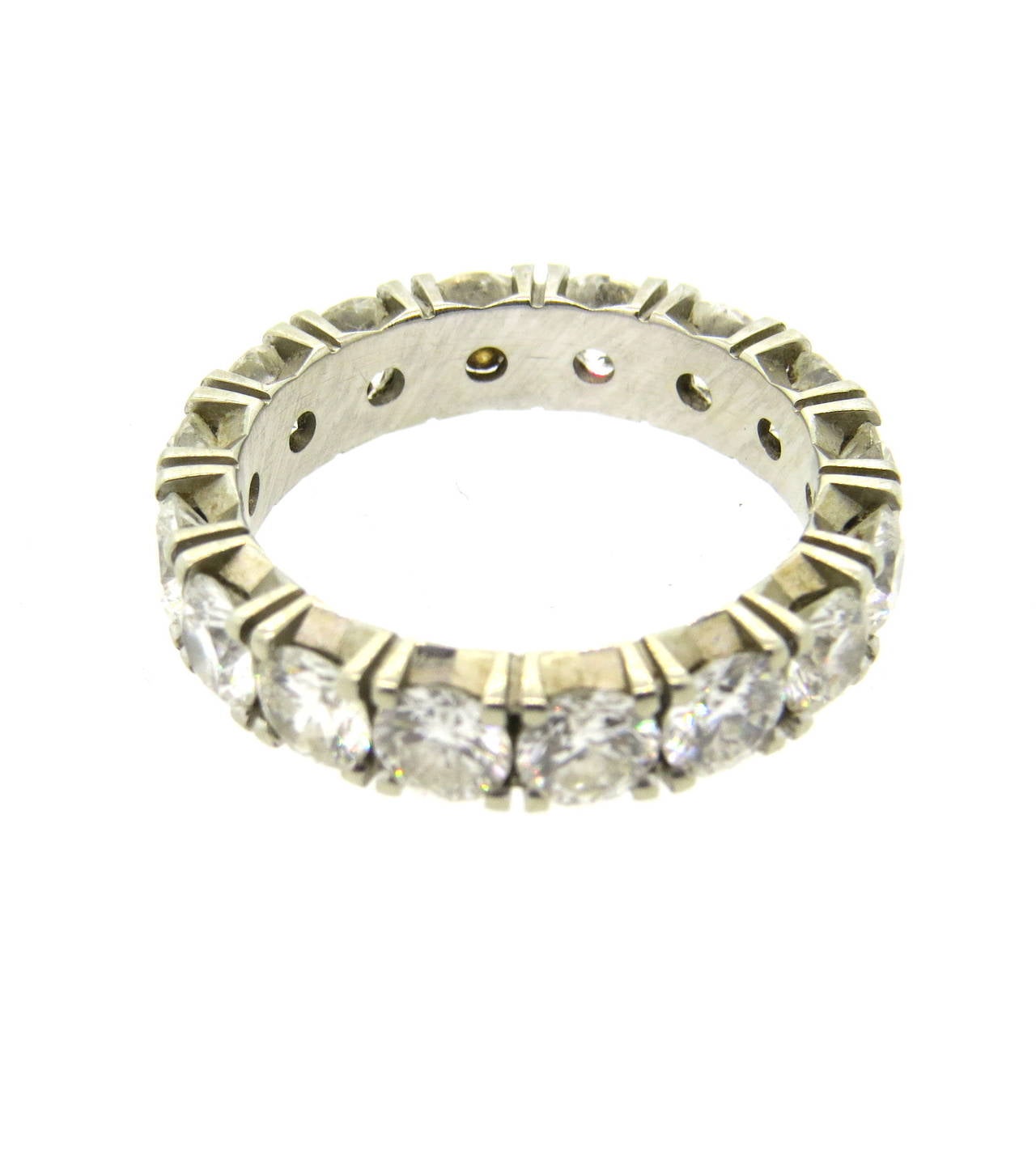 Fine Gold Diamond Eternity Wedding Band Ring In Excellent Condition In Lambertville, NJ