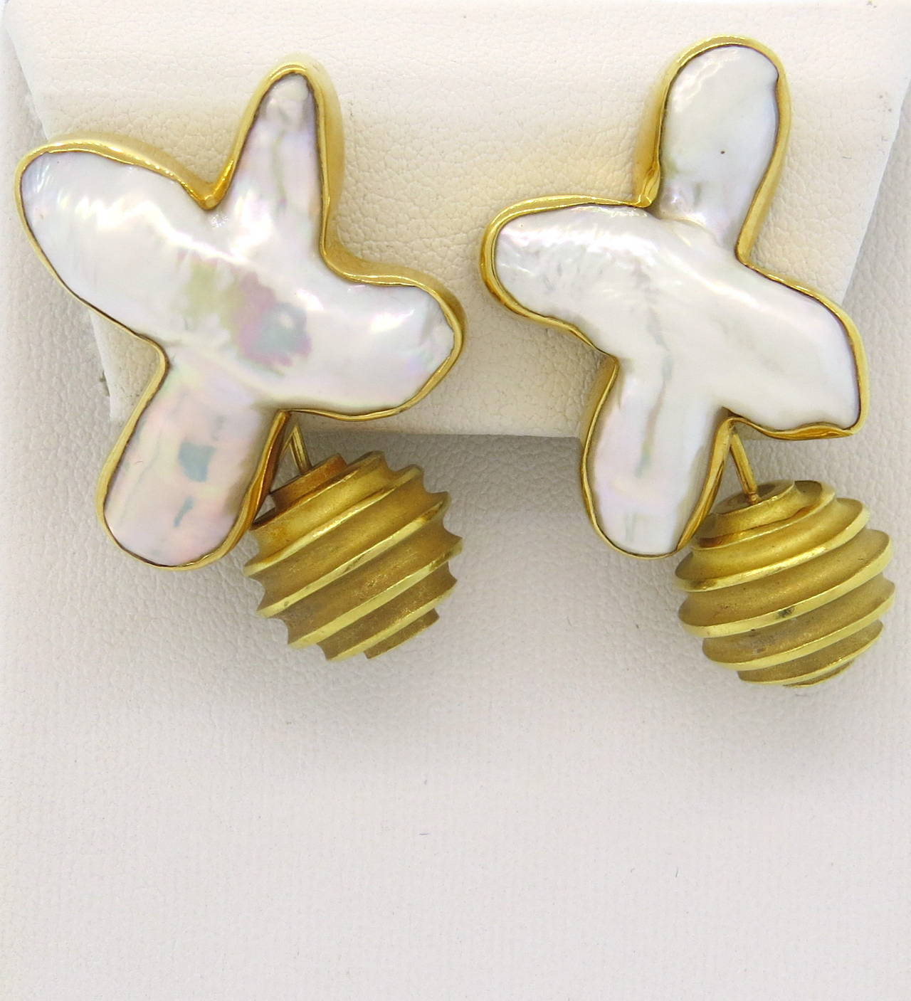 Women's Christopher Walling Biwa Pearl Gold Day and Night Earrings