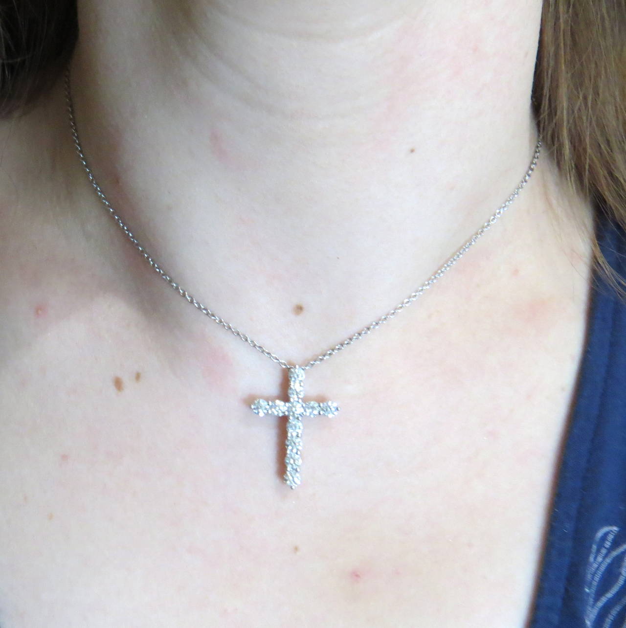 Women's Fine Platinum Diamond Cross Pendant Necklace