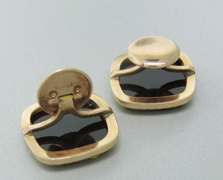 Antique Victorian 14k rose gold cufflinks with carved hardstone. Cufflink top measures 21mm x 21mm. weight - 10.8g
