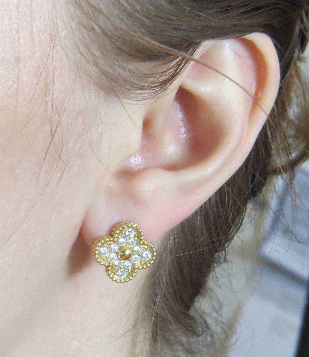 sweet alhambra diamond earrings