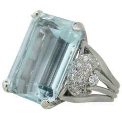 Platinum Aquamarine Diamond Ring