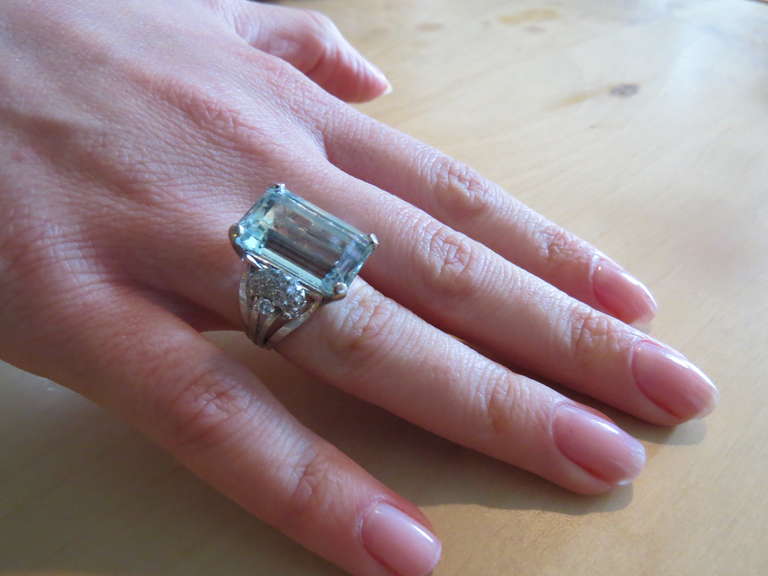 Platinum Aquamarine Diamond Ring 1