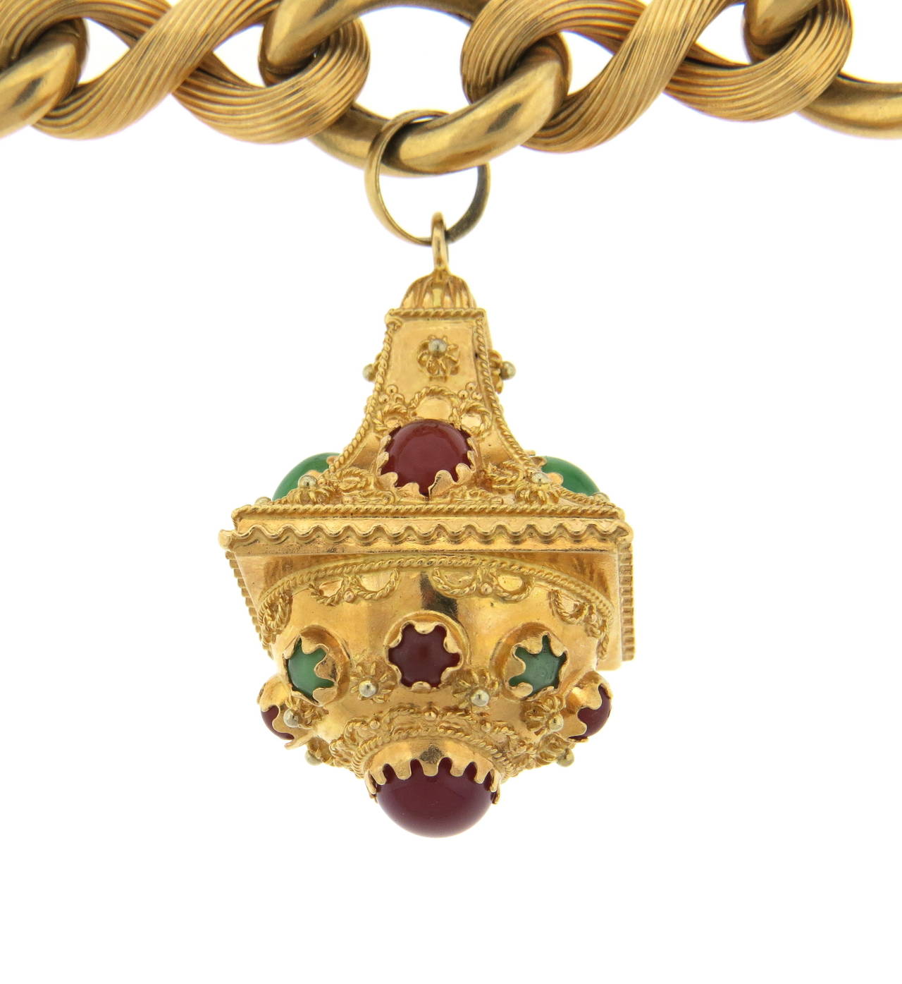 Etruscan Carnelian Nephrite Gold Charm Bracelet In Excellent Condition In Lambertville, NJ