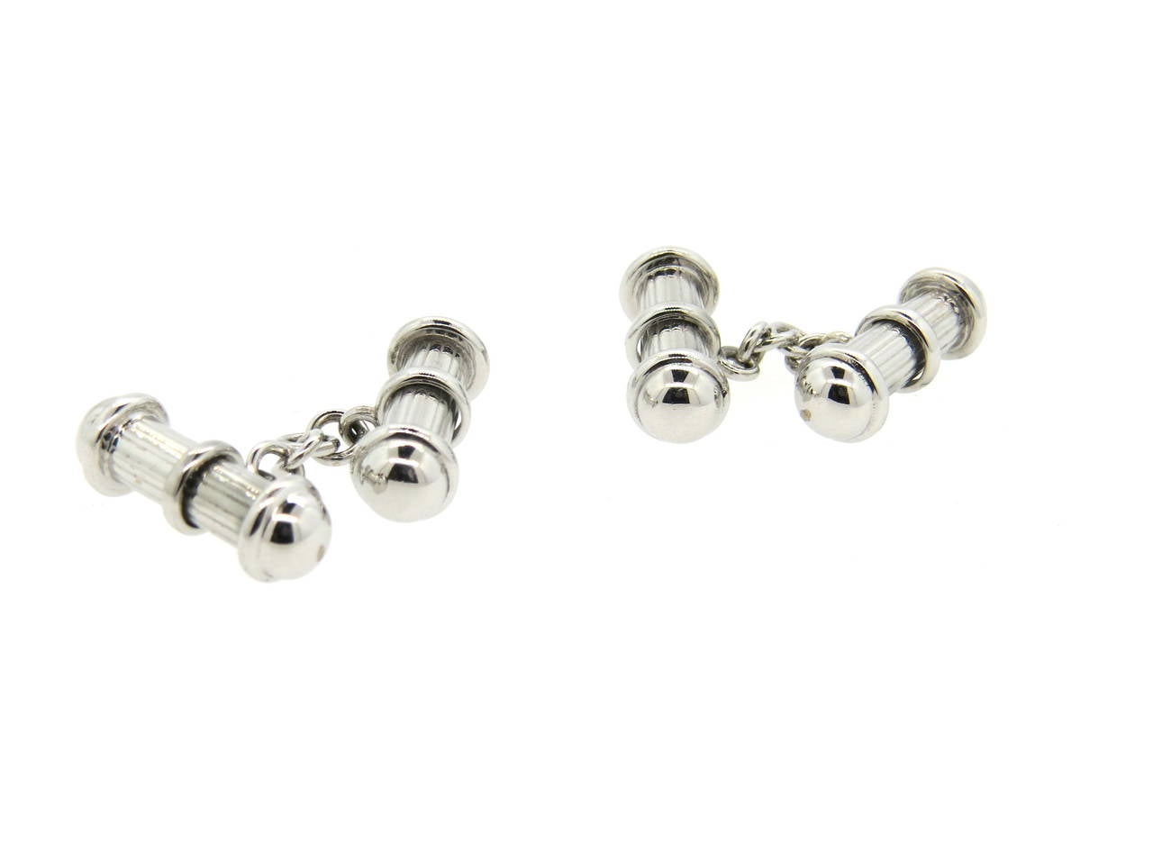 14k white gold cufflinks, featuring barrels, connected with cufflink chain. Each top measures 21mm x 7mm. Weight - 15.5 grams